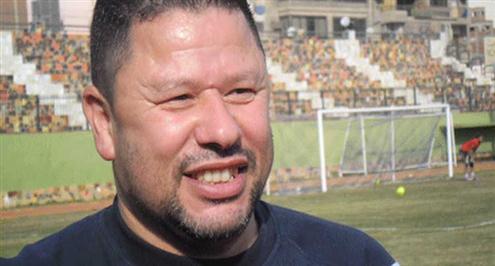 نوستالجيا .. " المنقذ" رضا عبدالعال يهدي الاهلي اغلي فوز في 96 على اسوأ ملعب في مصر